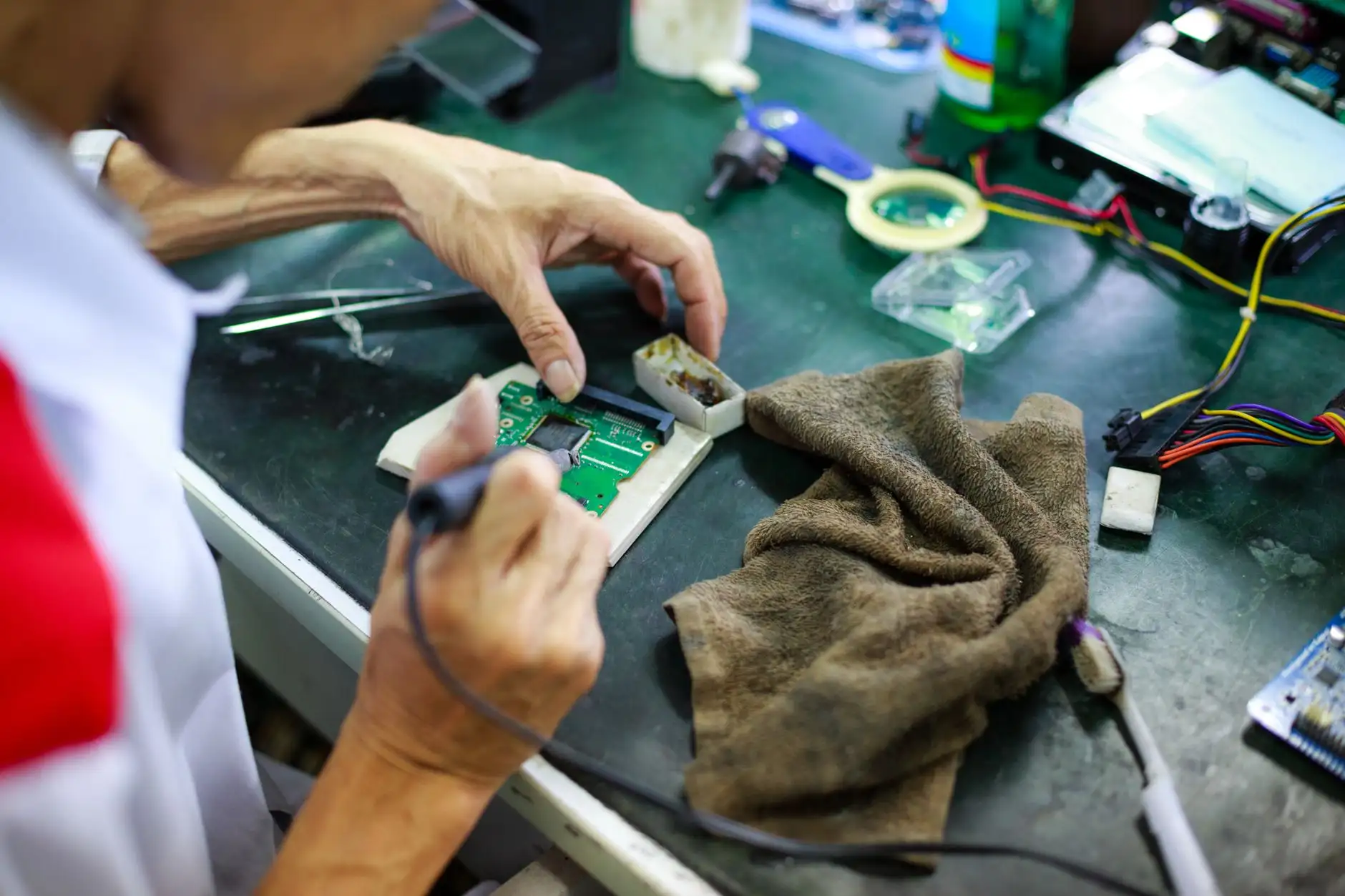投入品管理软件功能对比：农场库存与产量统计协同应用