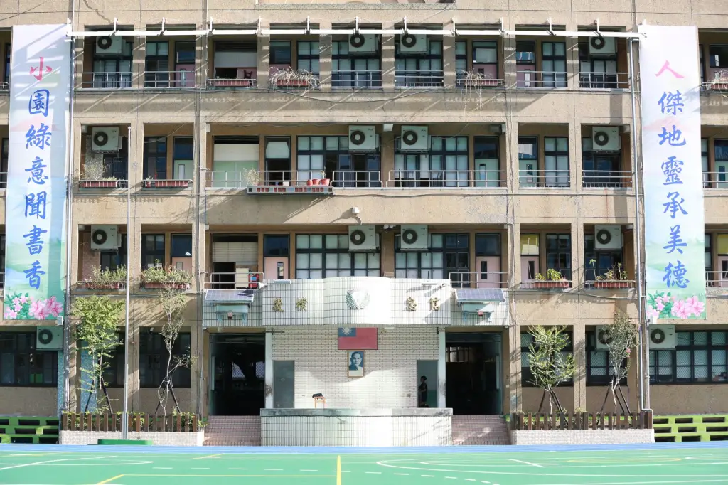 2025年农场管理系统软件技术趋势及在河南的落地实践